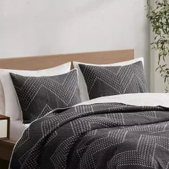 Black Chevron Full/Queen 3-pc. Coverlet Set