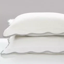 Gray Scalloped Edge 3-pc. Full/Queen Comforter Set