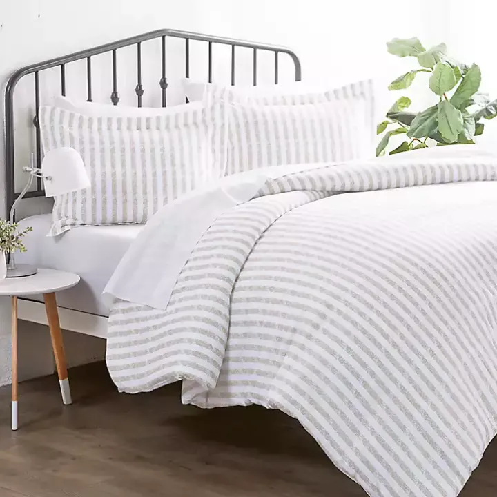 Ivory Rugged Stripes Puffed 3-pc. King Duvet Set