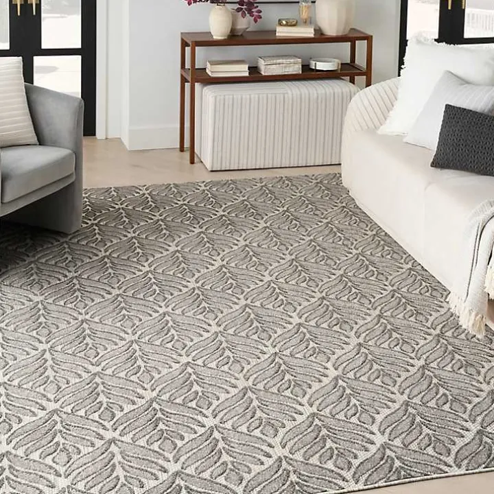 Aloha Gray Botanical Indoor/Outdoor Rug, 7x10