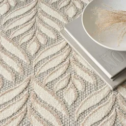 Aloha Ivory Botanical Indoor/Outdoor Area Rug, 3x5