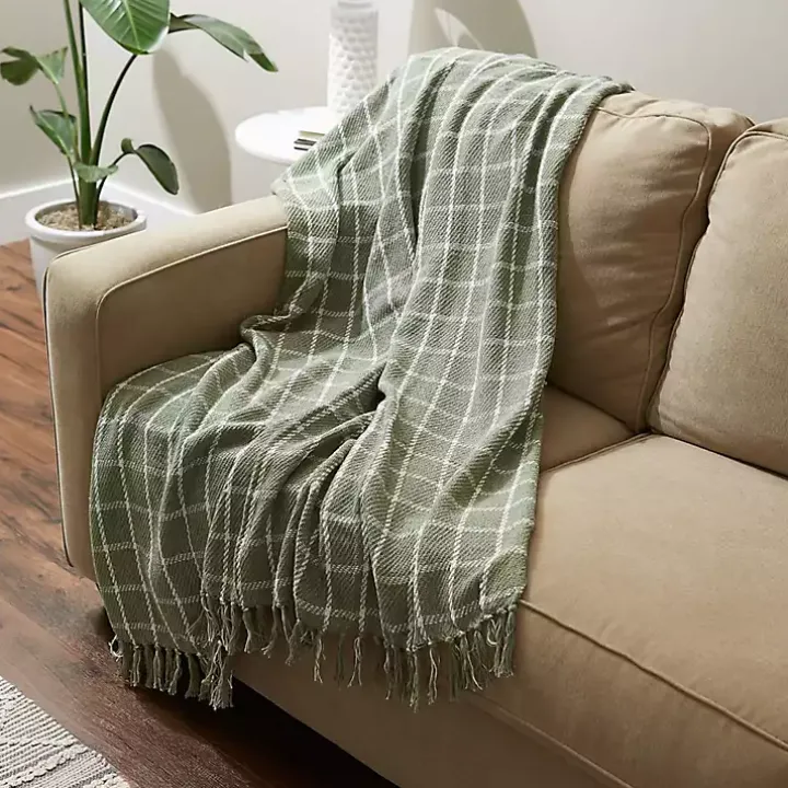 Artichoke Green Plaid Fringed Throw