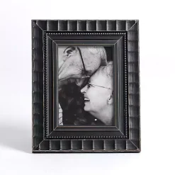 Black Scalloped Edge Picture Frame