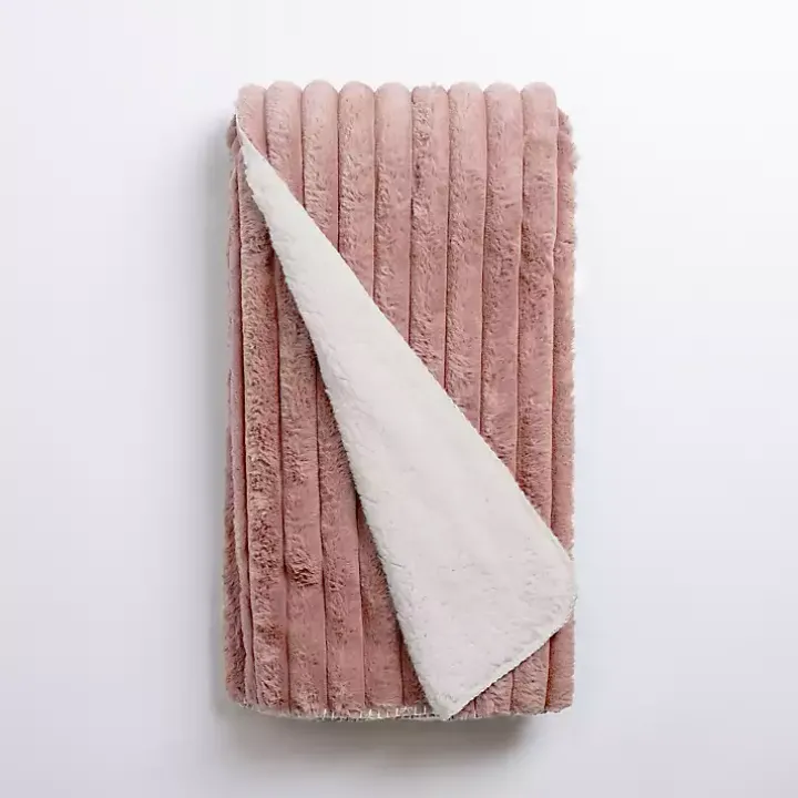 Mauve Ribbed Sherpa Throw