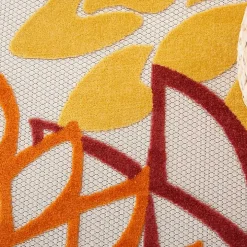 Red Floral Burst Outdoor Round Area Rug, 7 ft.