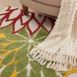 Red Floral Burst Outdoor Area Rug, 5x7