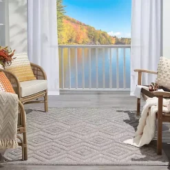 Silver Gray Diamond Indoor/Outdoor Area Rug, 4x6