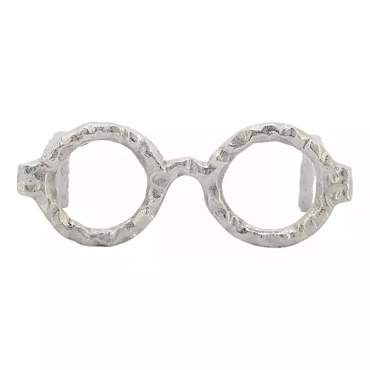Silver Round Eye Glasses Sculpture