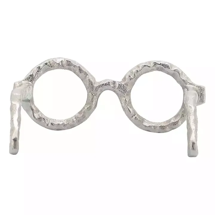 Silver Round Eye Glasses Sculpture