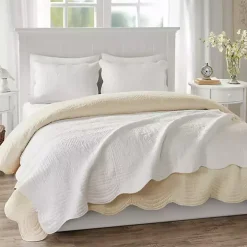White Oversized Quilted Scalloped Edge Throw